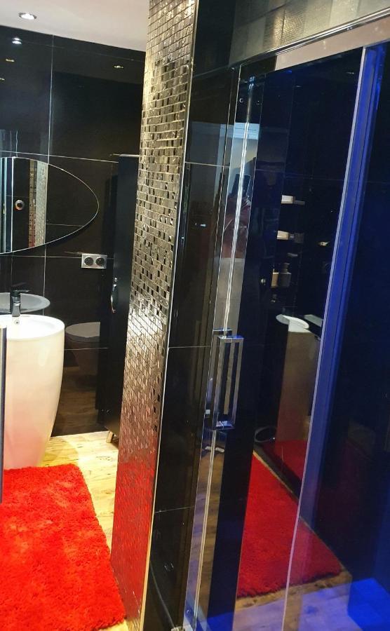 Le K: Upscale Seaside Apartment with Japanese Toilet Marseille Exterior photo