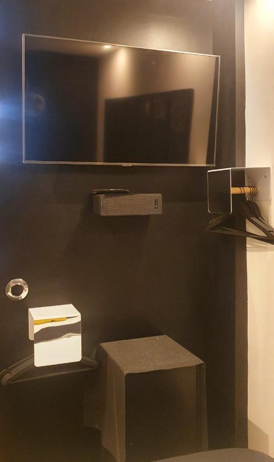 Le K: Upscale Seaside Apartment with Japanese Toilet Marseille Exterior photo